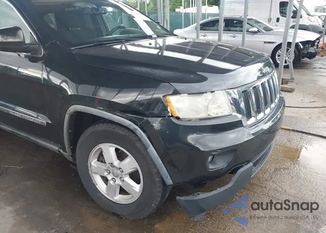 2011 Jeep Grand Cherokee Laredo z USA, uszkodzony, nr VIN 1J4RR4GG1BC547555